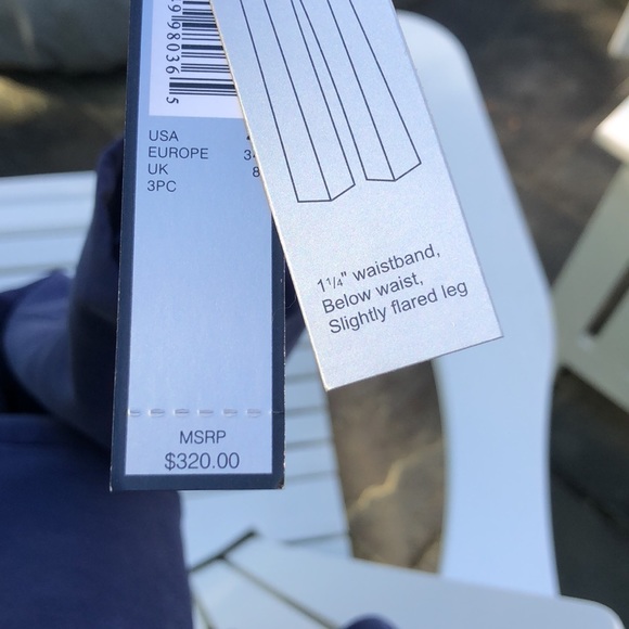 NWT  3-Piece TAHARI Pant Suit. Jacket, sleeveless top, zippered pants. - Picture 8 of 8